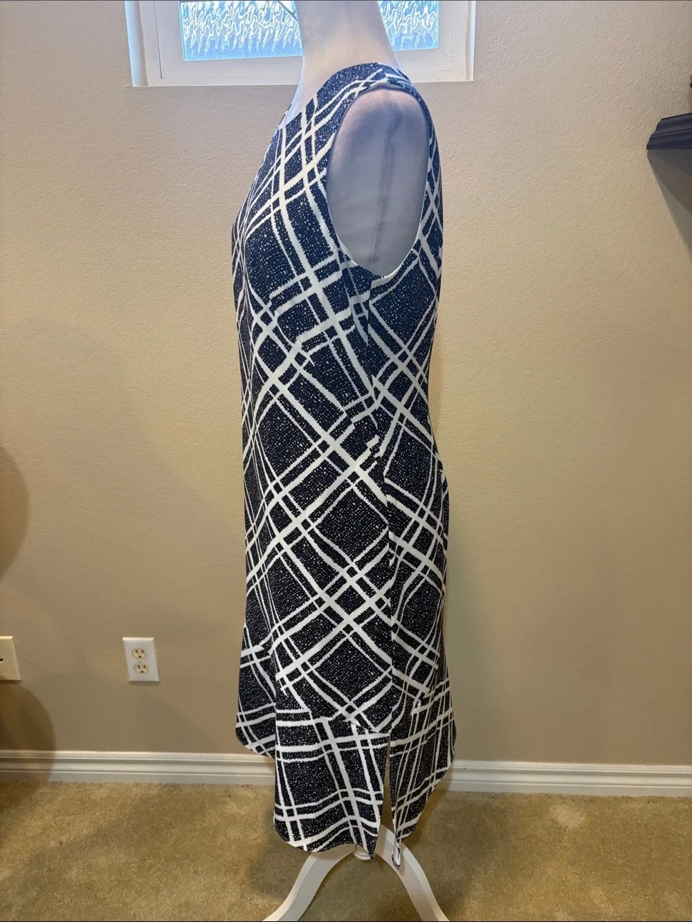 White House Black Market Black and White Plaid Midi Skirt-Size 8